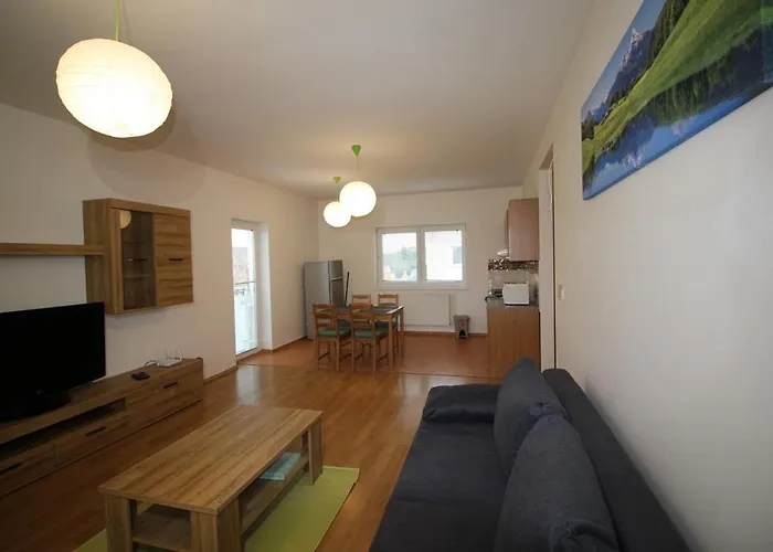 Apartamento 502 *